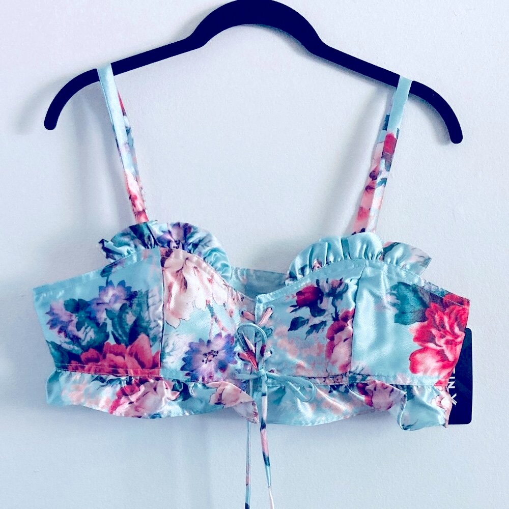 🍒 5/$25 🍒 Romantic Cropped Floral Bustier Lace-up Top